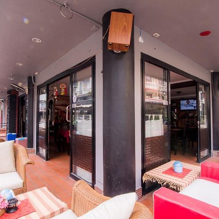De Apartment Pattaya Dış mekan fotoğraf