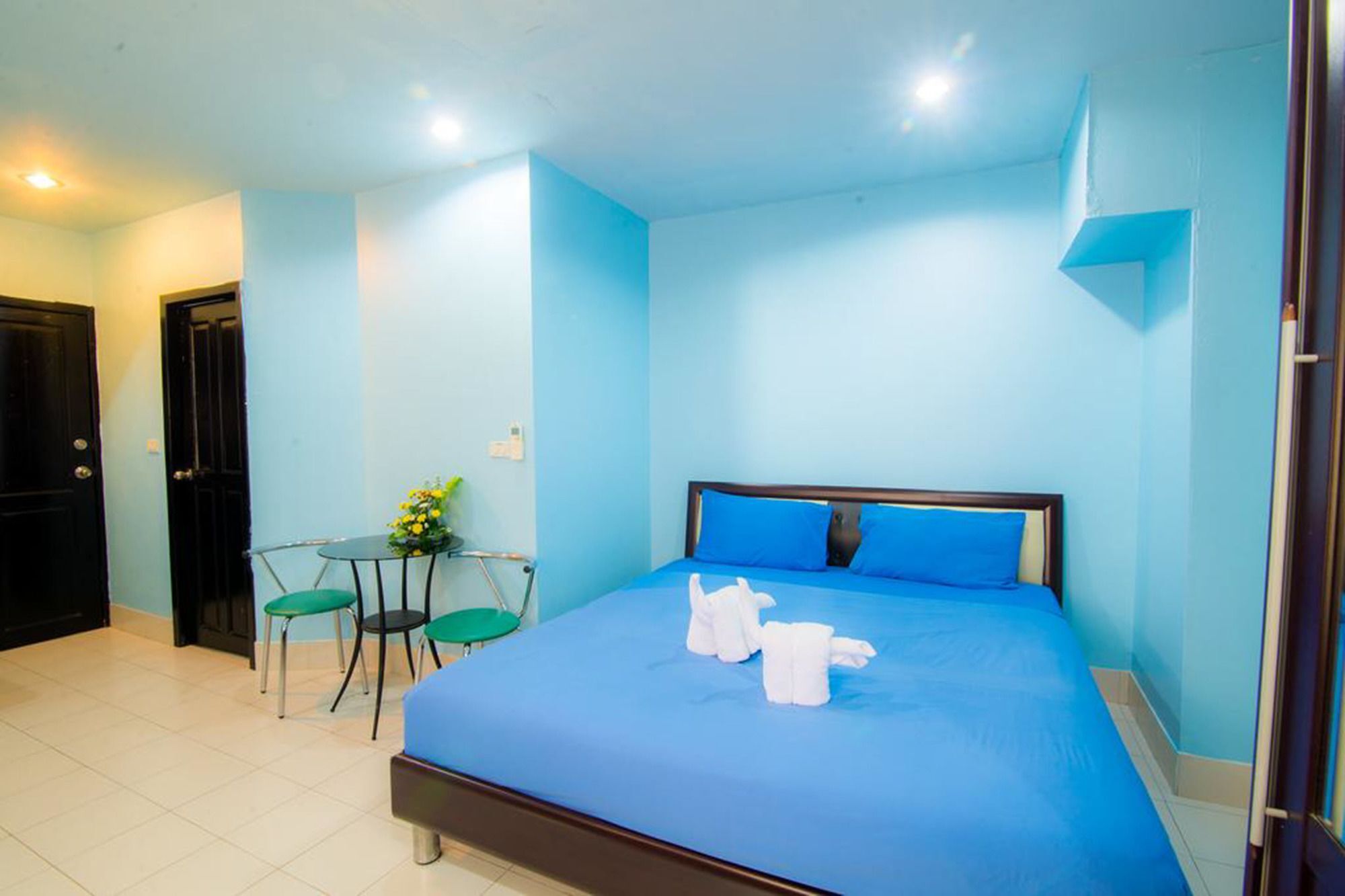 De Apartment Pattaya Dış mekan fotoğraf